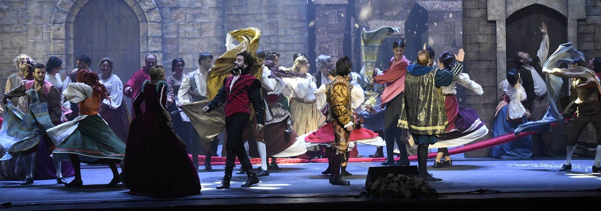 Figuración para el musical ‘Franciscus: una razón para vivir,’ en el Palacio Euskalduna
